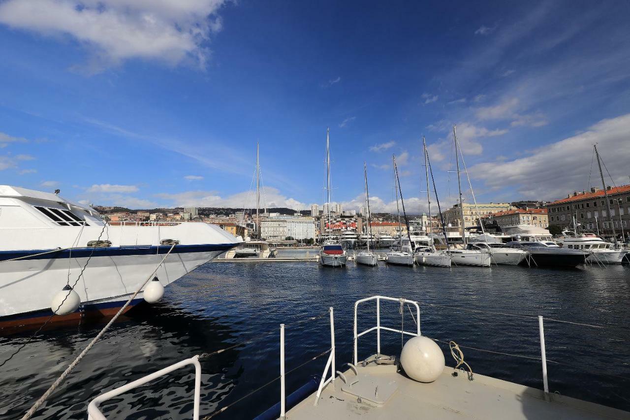 Nelly Apartment Rijeka Buitenkant foto